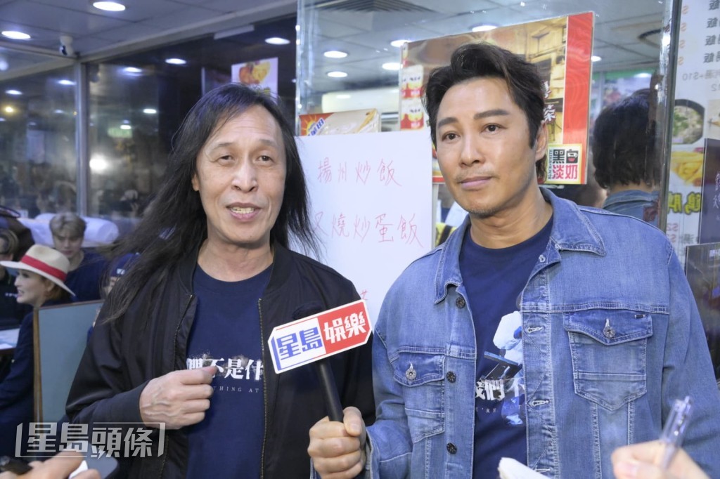 導演邱禮濤(左)與譚耀文(右)近期頻密出席謝票活動。
