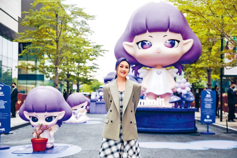 千嬅晨早到深圳迎接「囡囡」誕生。
