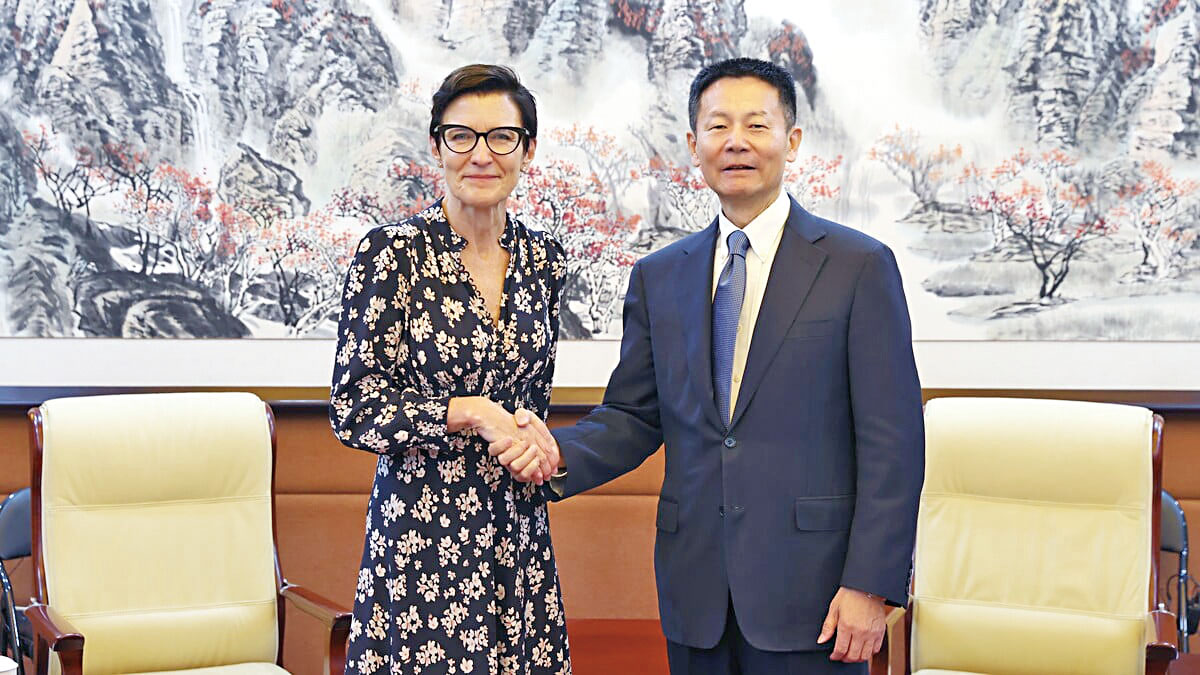中國證監會主席吳清（右）會晤花旗CEO范潔恩。網上圖片