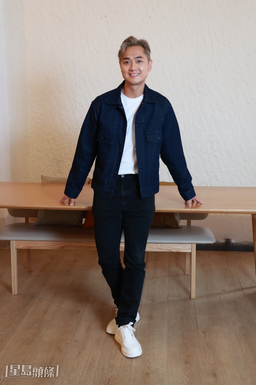 Fred指出,TVB曾多次且有誠意地與他商談續約事宜。