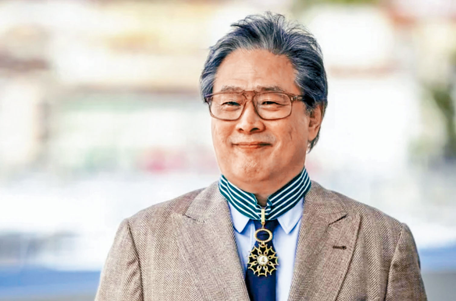 影展評審團主席朴贊郁獲頒授「法國藝術與文學司令勳章」。