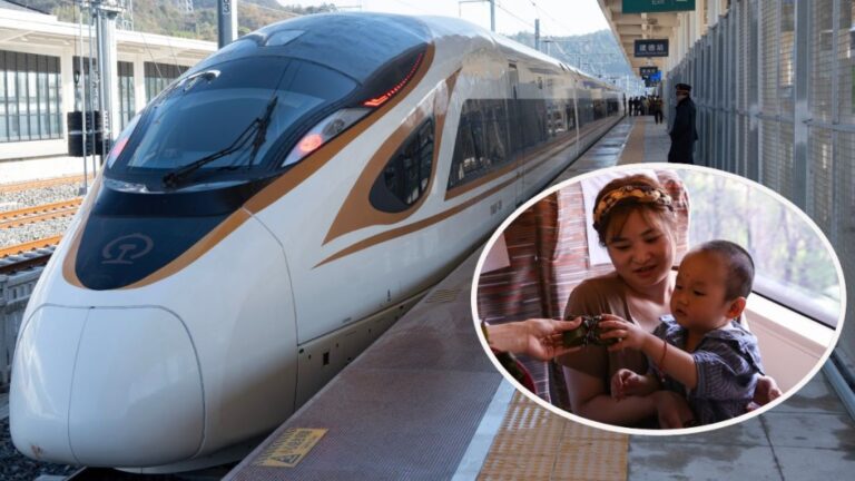 12306回應親子座位相隔8車廂 官方提供三種解決方案