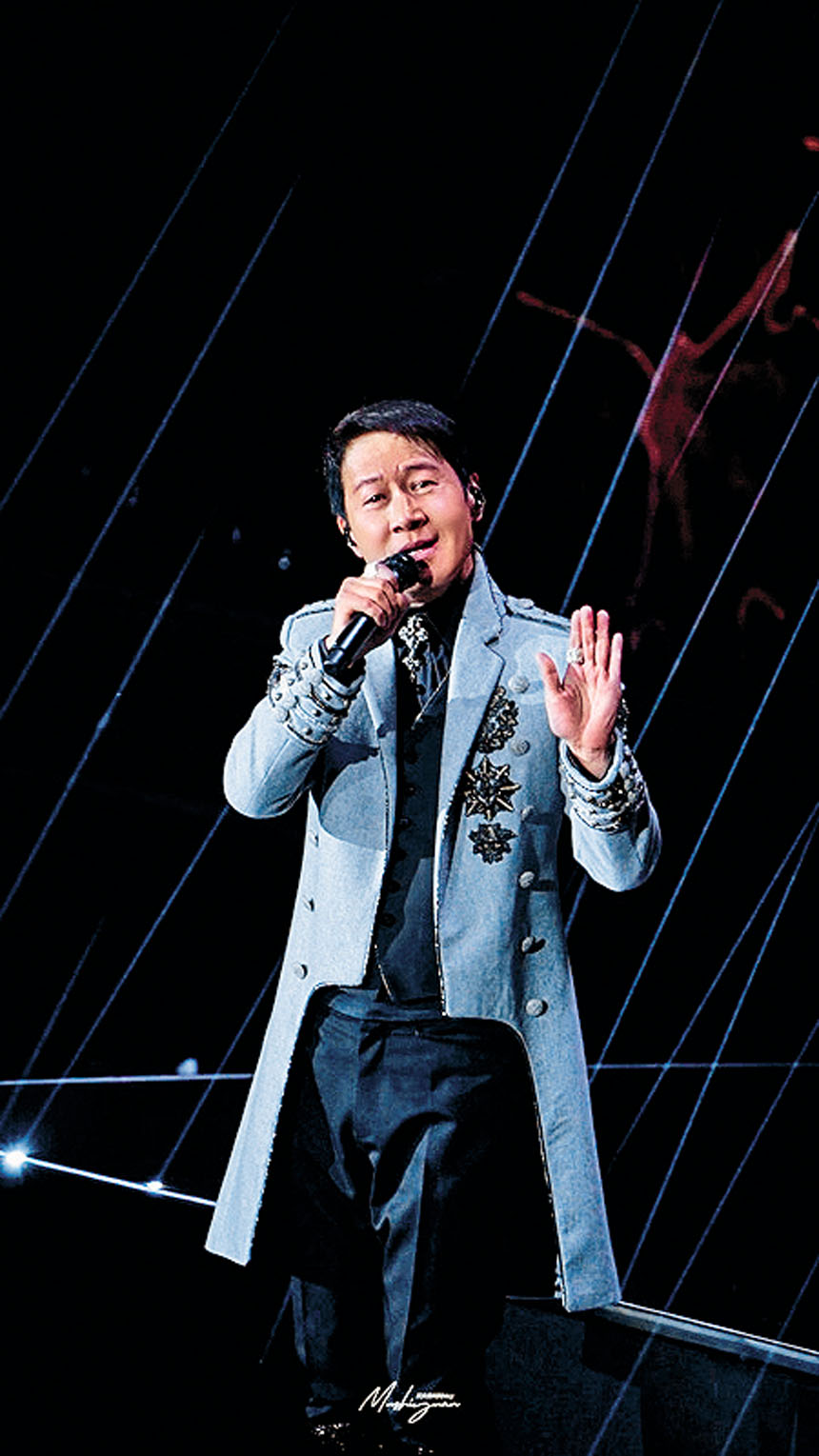 Leon在佛山成功舉行兩場演唱會。