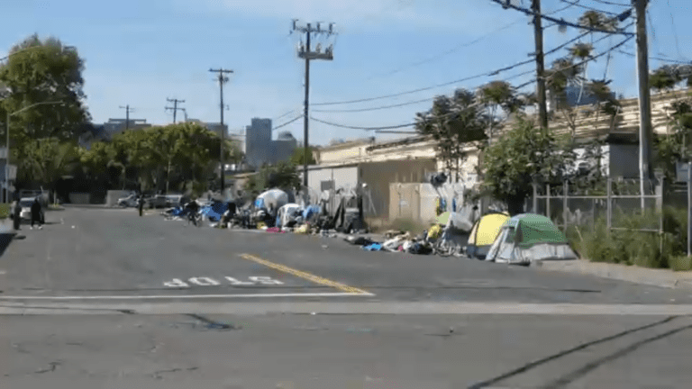 沙加緬度市與縣官員審視房屋與無家可歸策略 點算數據顯示人數上升｜細說燊語