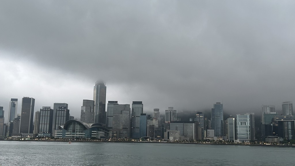 天文台:珠江口雷雨區活躍 未來數小時本港部分地區有狂風雷暴