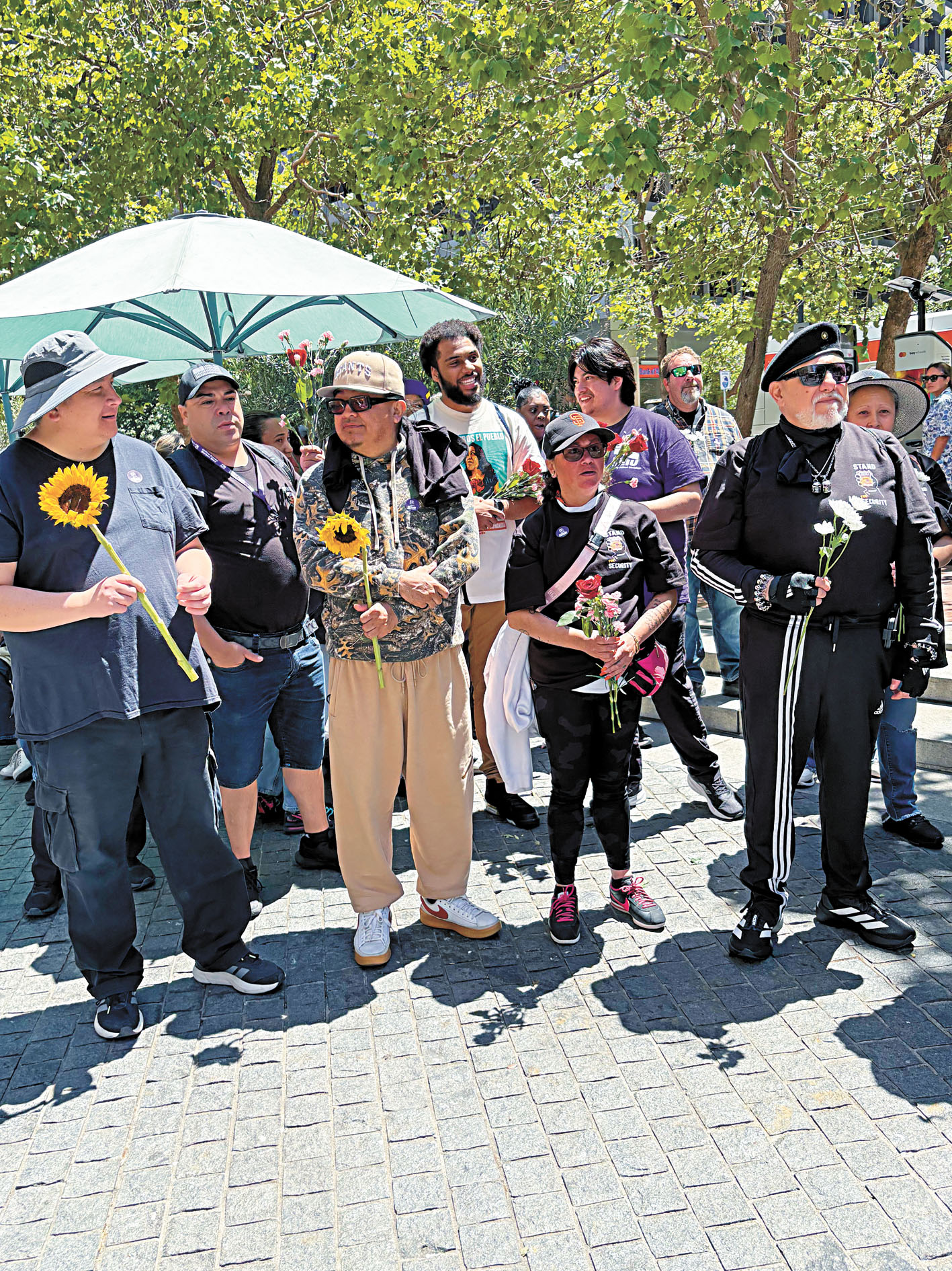 SEIU-USWW在三藩市舉行紀念與倡議活動,呼籲州議會通過SB1203《Stand for Security Act》,提升安保員培訓與工作保障。受訪者提供
