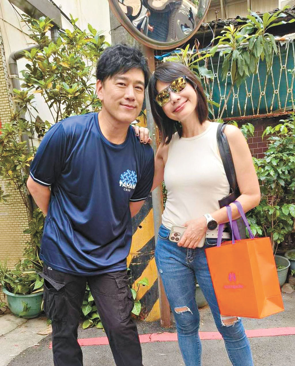 ■王耀慶與丁寧是多年好友。網上圖片
