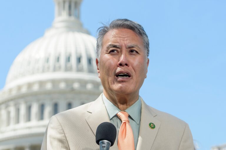 美移民搜捕現二戰影子 聯邦議員痛斥歷史恥辱重現