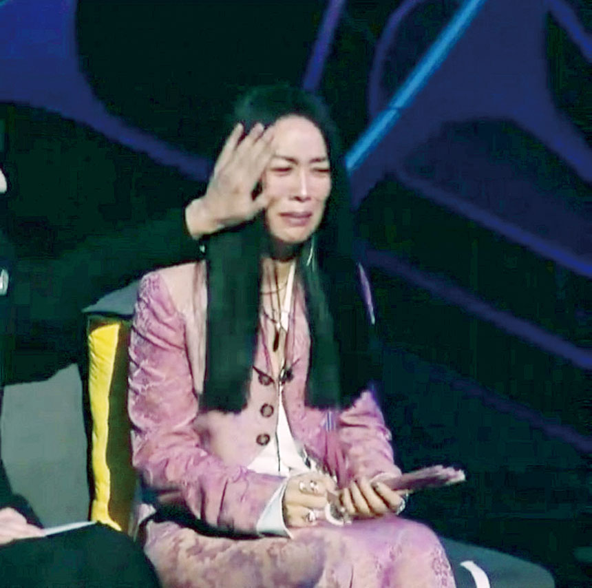 那英看竇靖童演出，從頭哭到尾。網上圖片