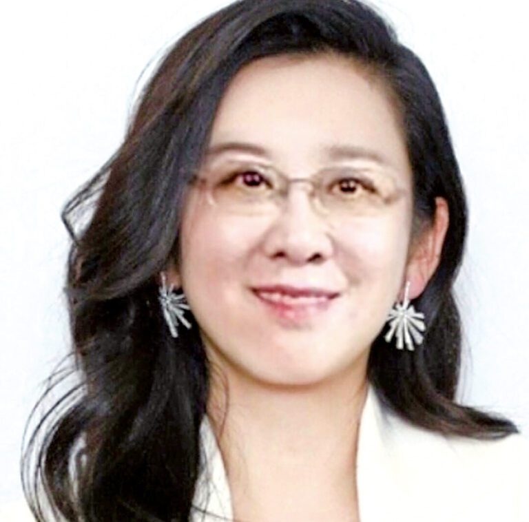 唐京玲痛症康復診所由美國復健專科學院院士唐博士親自坐鎮，專治各類疑難痛症。唐京玲醫學博士卓越醫術，助您遠離痛症。
