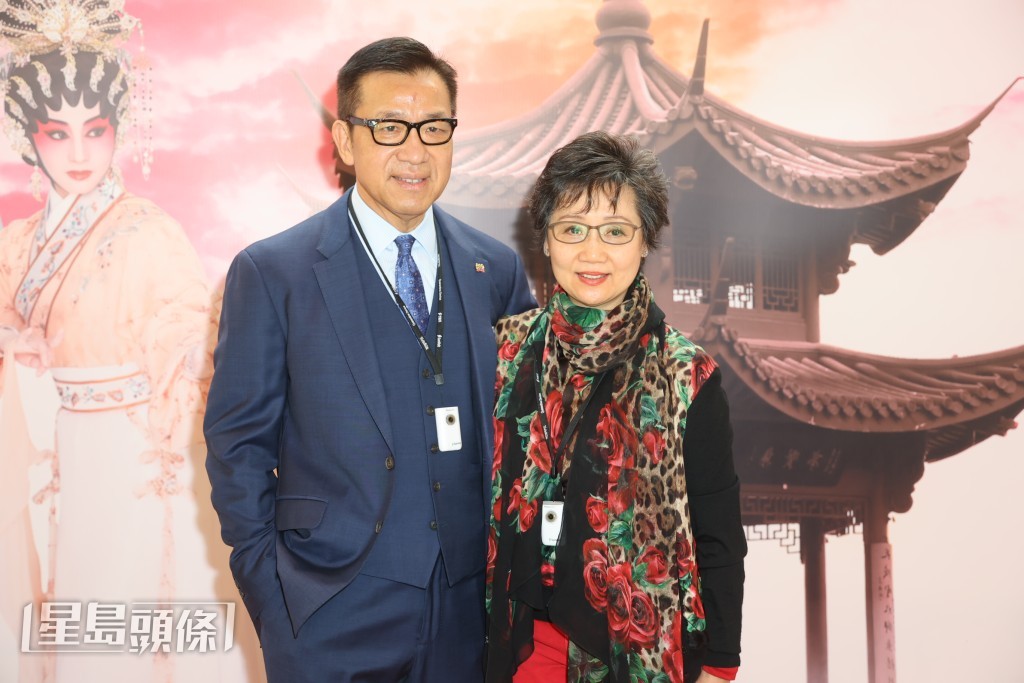 張德蘭於1988年與丈夫楊偉誠結婚，兩人感情深厚。