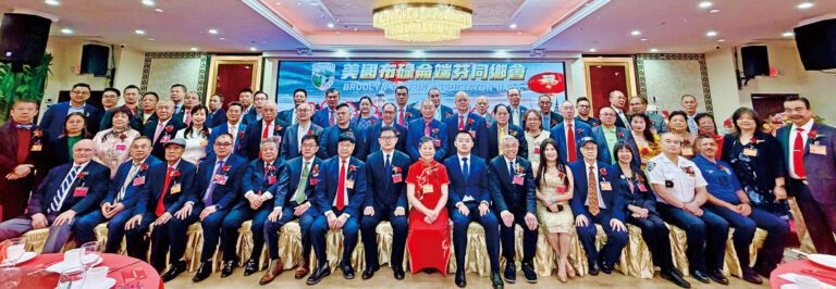部分出席22日活動嘉賓合影。張之銘攝
