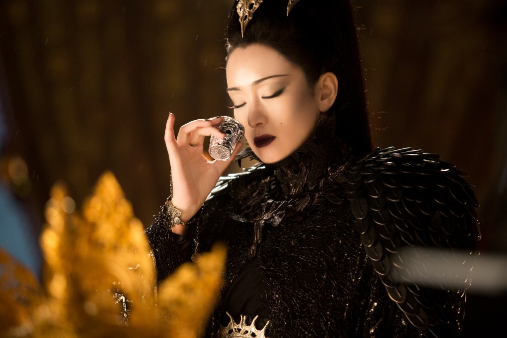 鞏俐在《西遊記之孫悟空三打白骨精》中飾演白骨精。