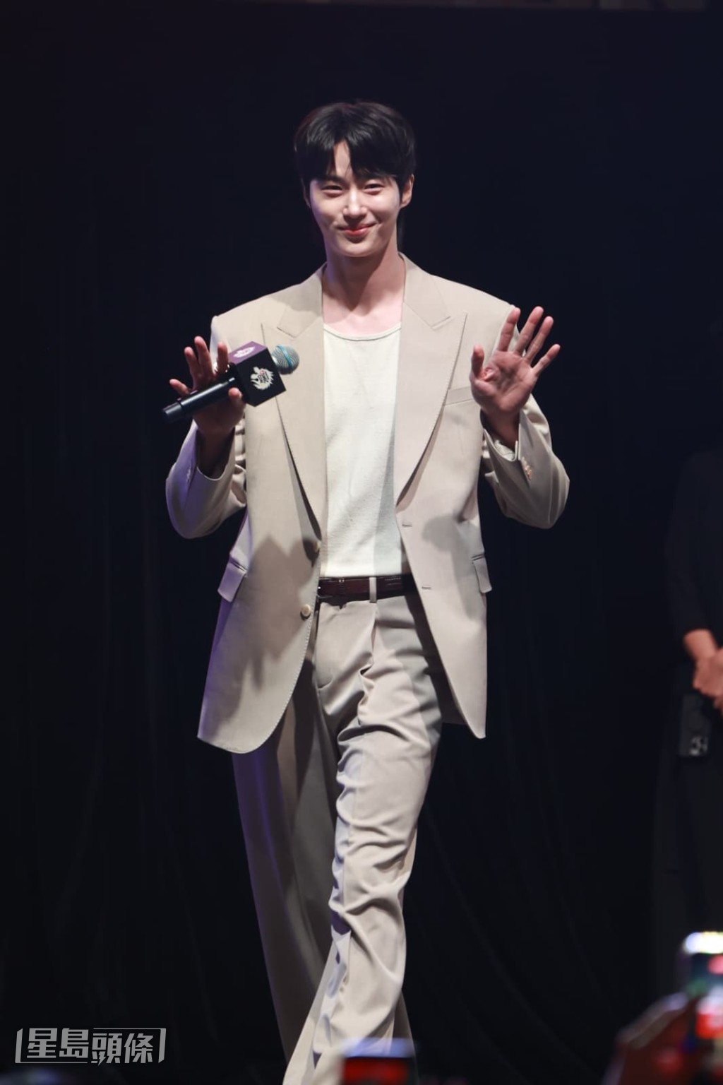 《21世紀大君夫人》男主角邊佑錫到場。