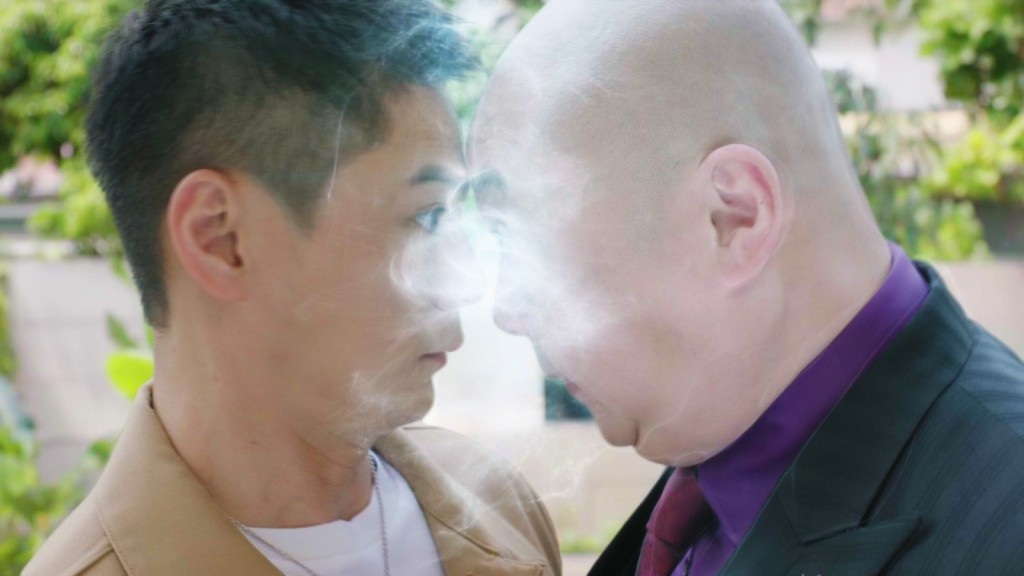 《警是個大佬》中林盛斌靈魂附身羅子溢。