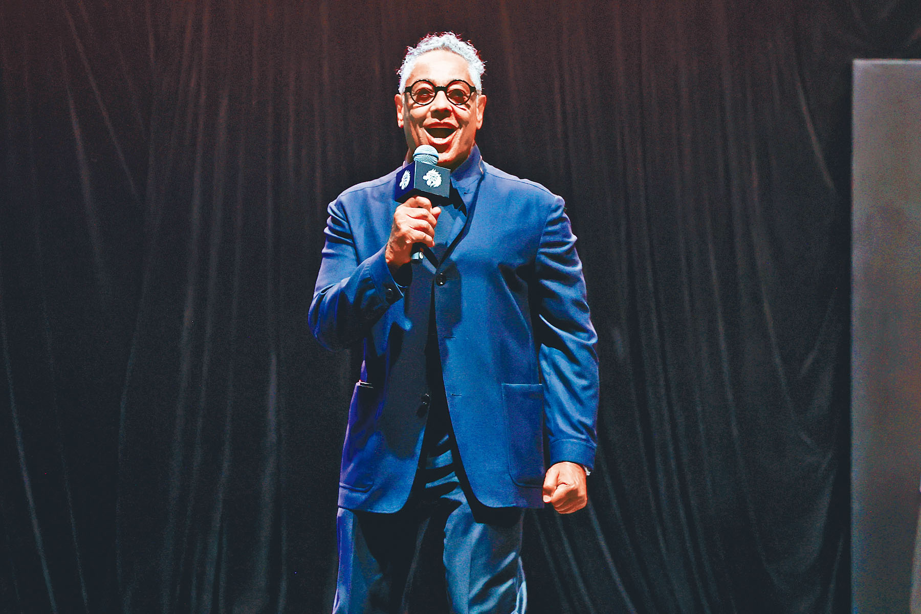 「炸鷄叔」Giancarlo Esposito人氣極高。