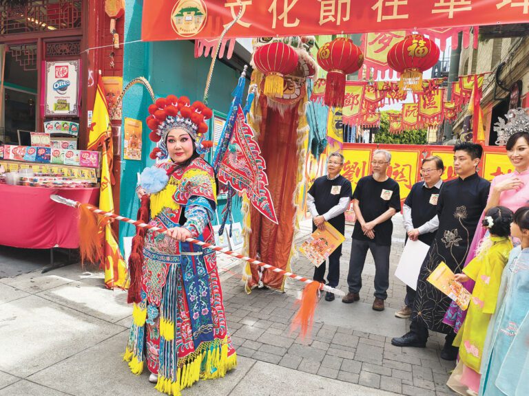 八和會館的穆桂英表演。記者黃偉江攝