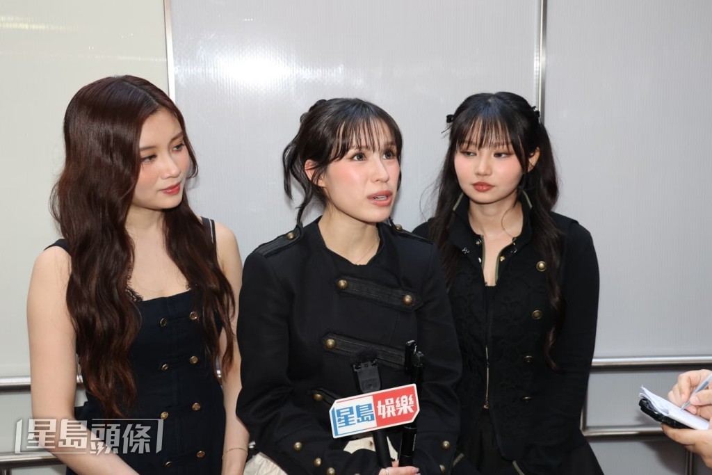 Candy、Winka、Day(左起)接受訪問。