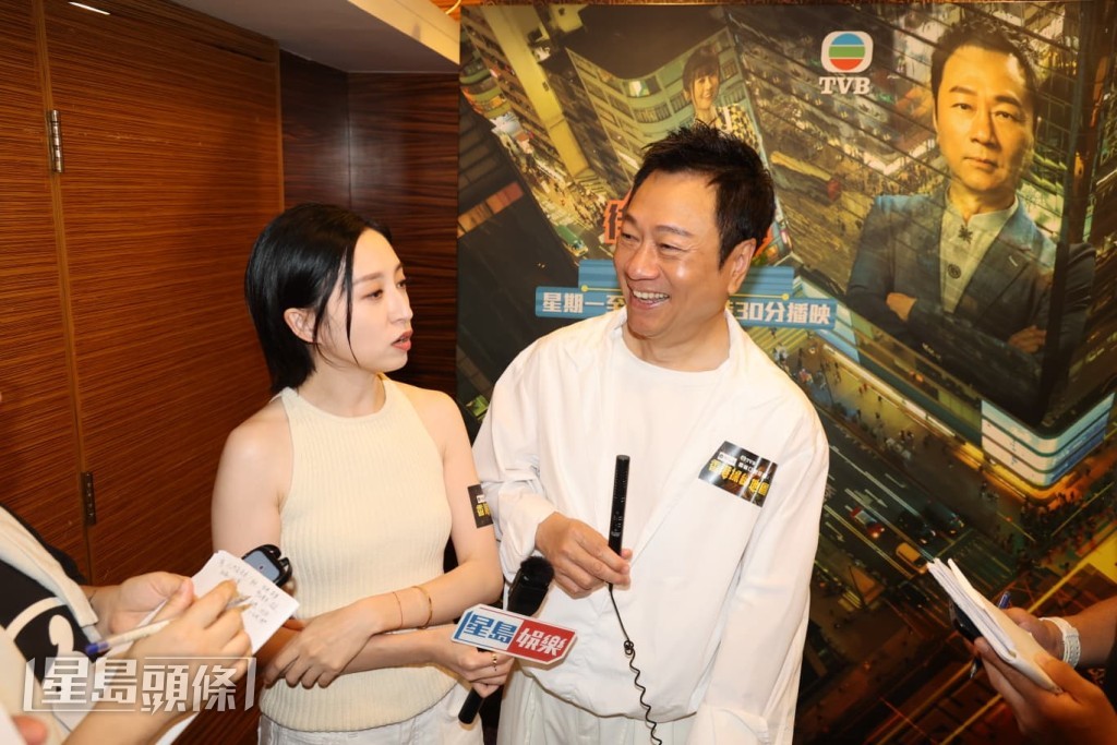 兩人都認為,現今的藝人應該向觀眾展現自己多方面的才華。