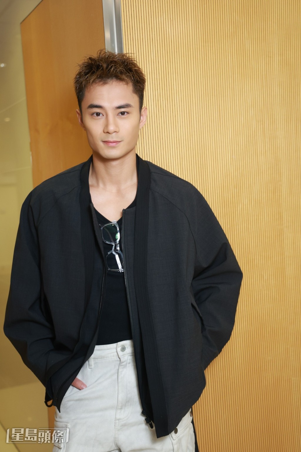 孔德賢透露,他在劇中飾演的畢鳴是個「宅男廢青」。