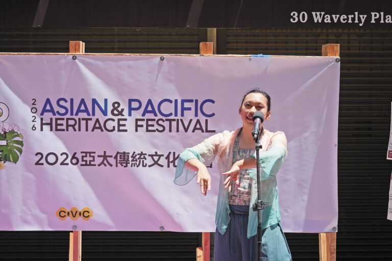 同志的舞蹈表演。記者黃偉江攝