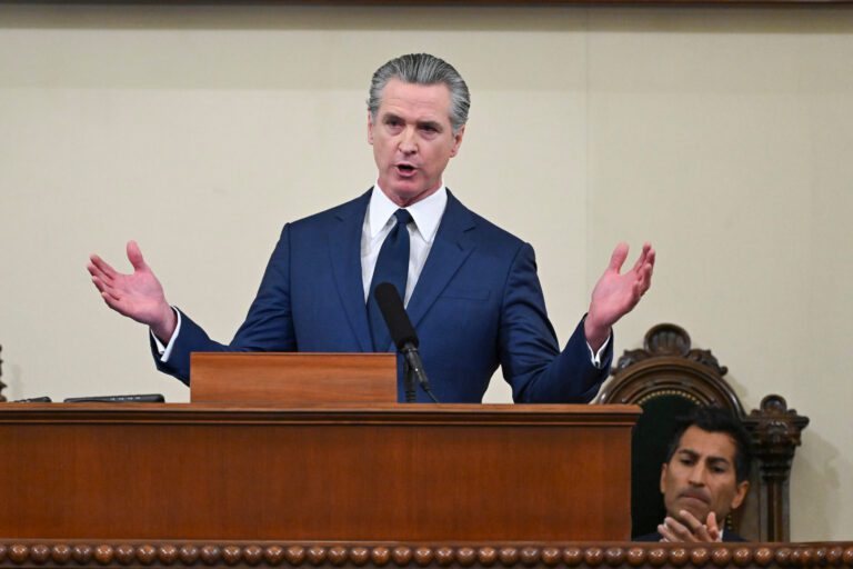 加州參議院確認紐森假釋委員任命 共和黨批評兒童性侵犯獲准假釋｜細說燊語