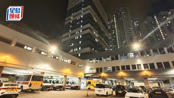 葵涌工廈對開馬路起火 波及貨車 現場發現助燃劑 警方列作縱火案