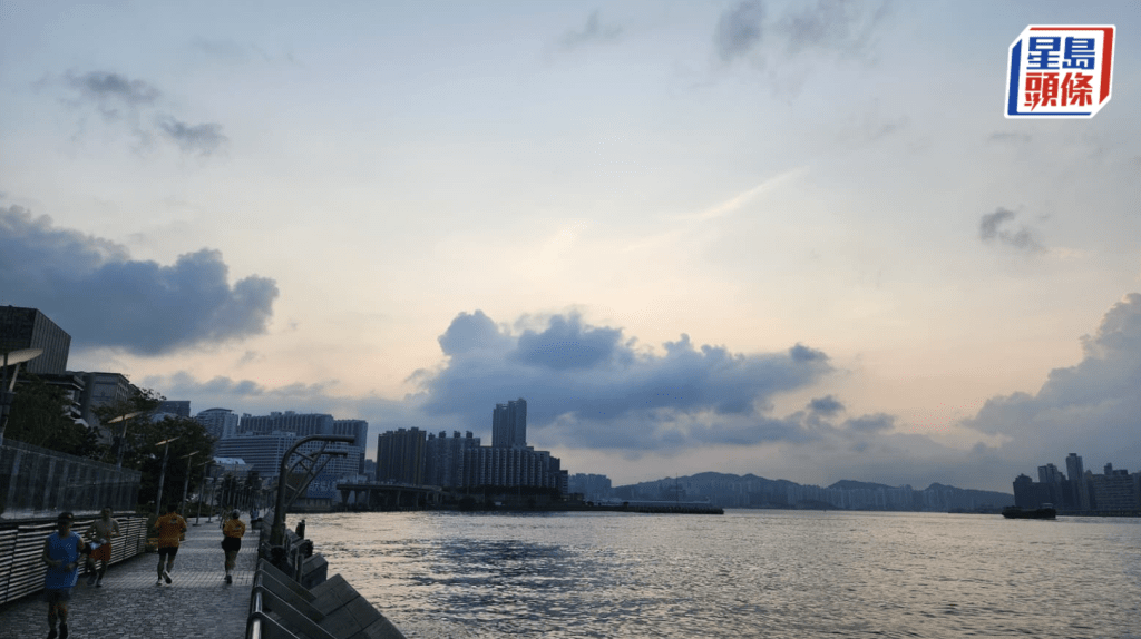 天文台預測日間酷熱 局部地區有驟雨