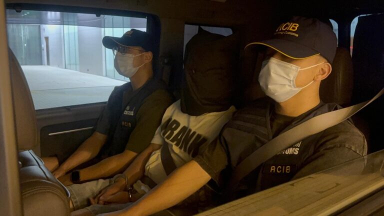 香港海關再破葵涌工廈私煙倉庫 檢153萬元貨拘一男