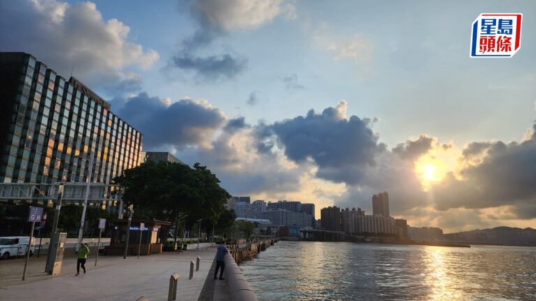 天文台預測今日大致多雲有驟雨 日間酷熱市區高見34度