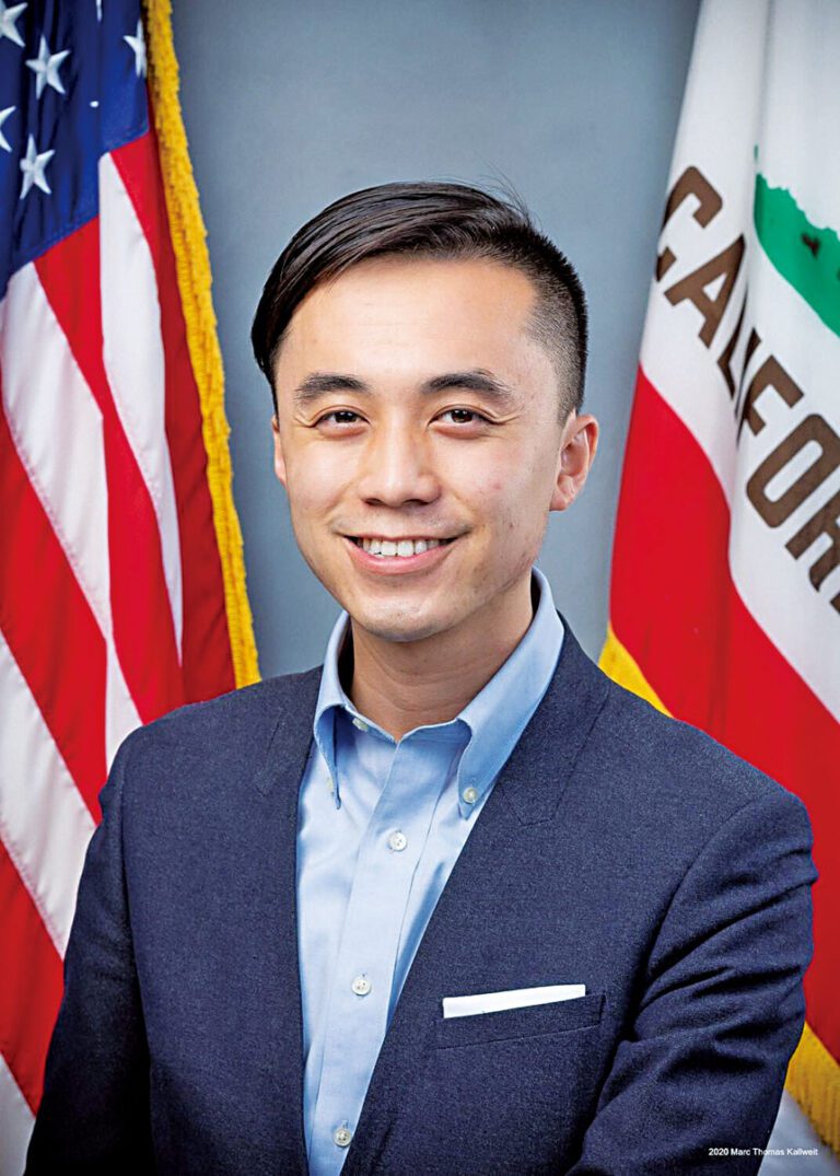 現任眾議員李天明在初選中獲得六成高票。資料圖片
