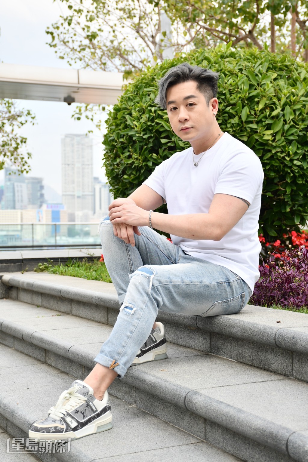 涂家堯對自己的身形、外貌與衣著形象,進行非常有規律的管理。