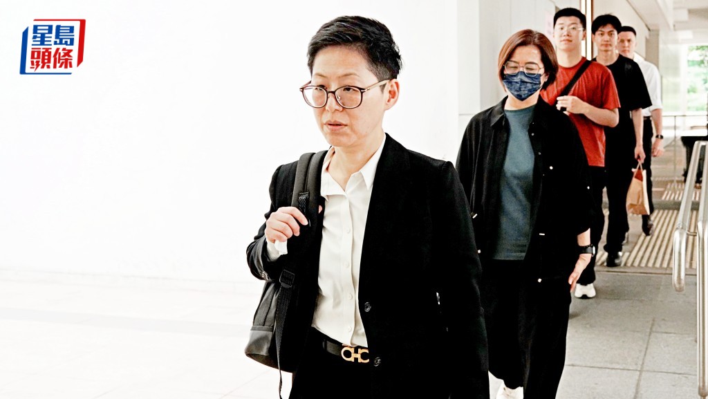其士爭產案:六女周薇薇指父親周亦卿為嚴父,行事獨立有主見