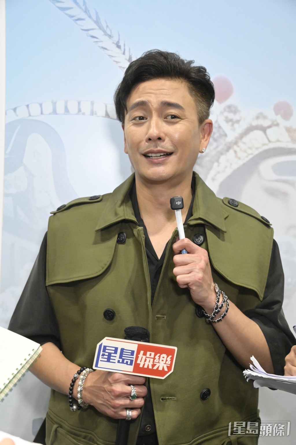他最終需要靠風扇吹著才能入睡。