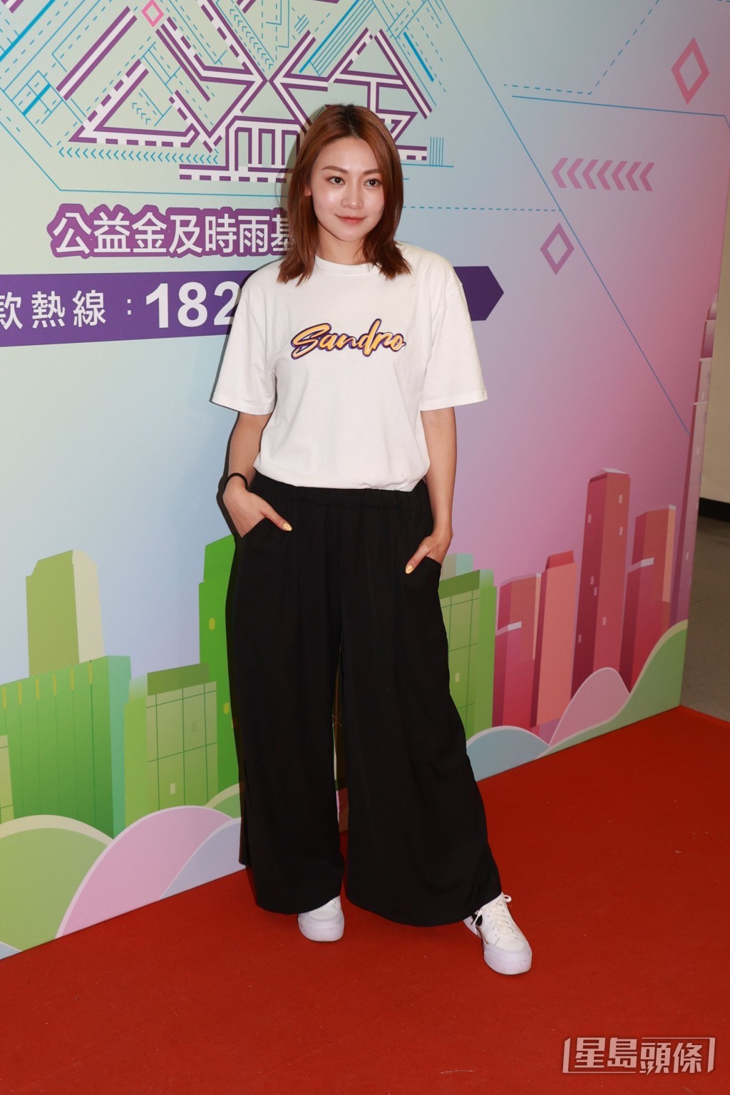 關嘉敏笑說,龔嘉欣可能只是為了投入勾心鬥角的戲份。