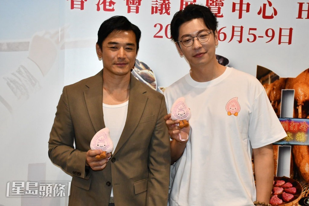 高鈞賢坦言,在子女教育方面要向黃長興請教,因為對方的孩子都讀本地學校。