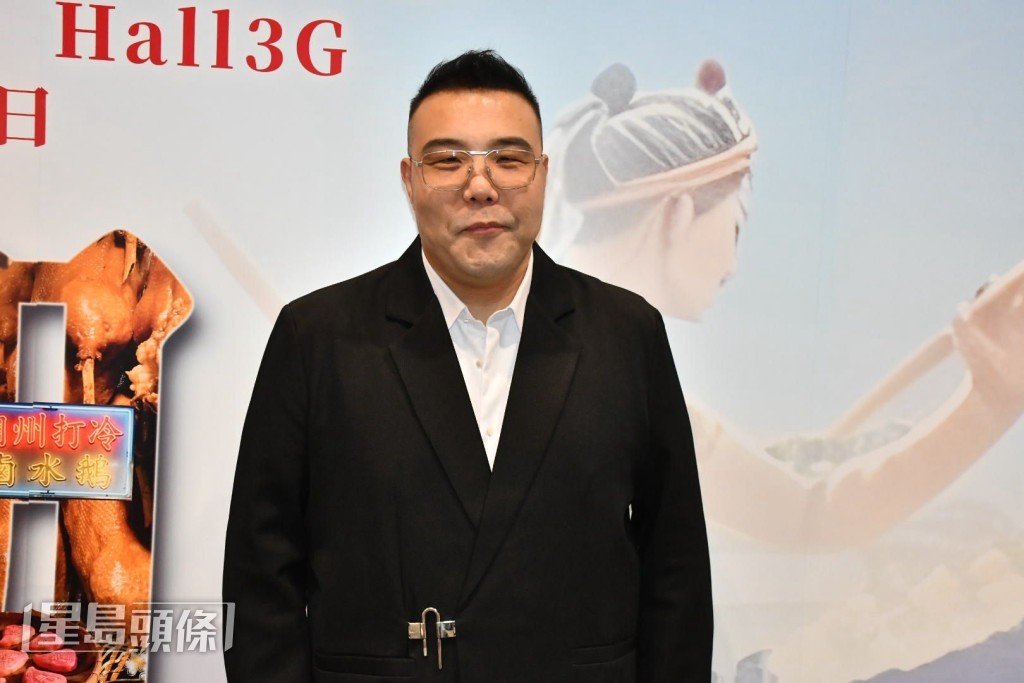 劉洋分享首次在會展演出的感受,期望未來有更多現場表演機會。