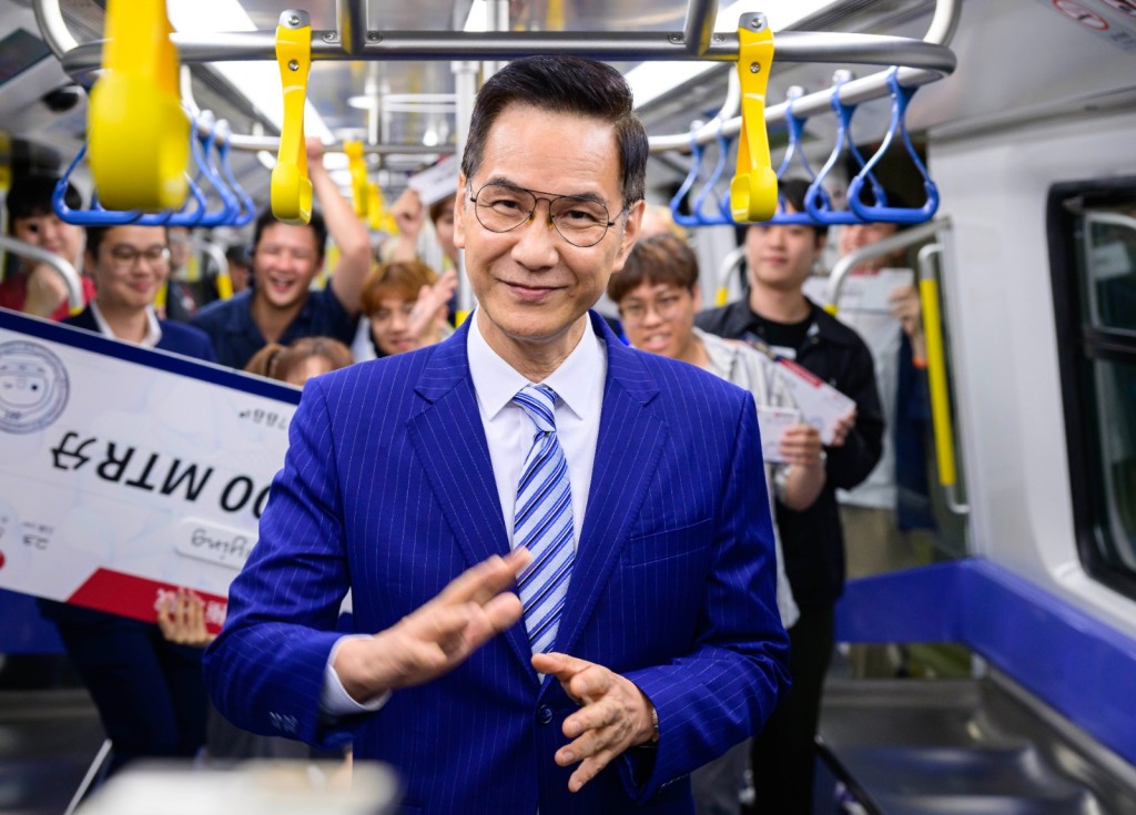 陳啟泰與曾傲棐、YouTuber嘉盈、Jon Jon合作拍攝遊戲節目。