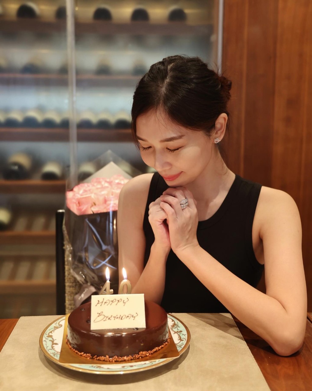 楊秀惠慶祝生日。