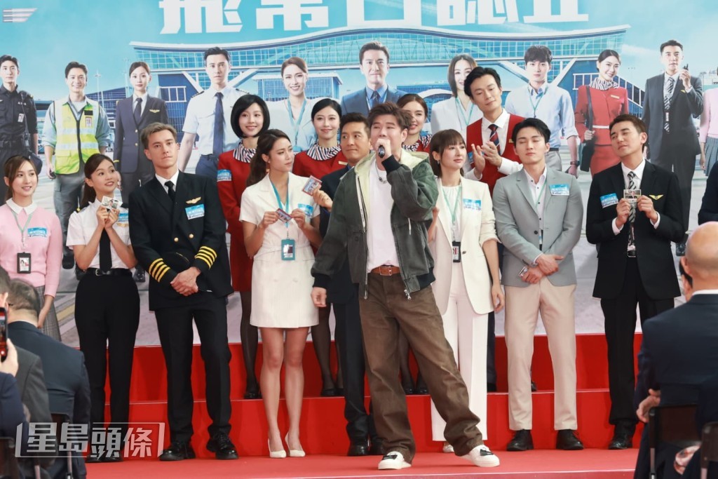 張與辰在記者會上獻唱主題曲,獲現場歌迷熱烈歡呼。