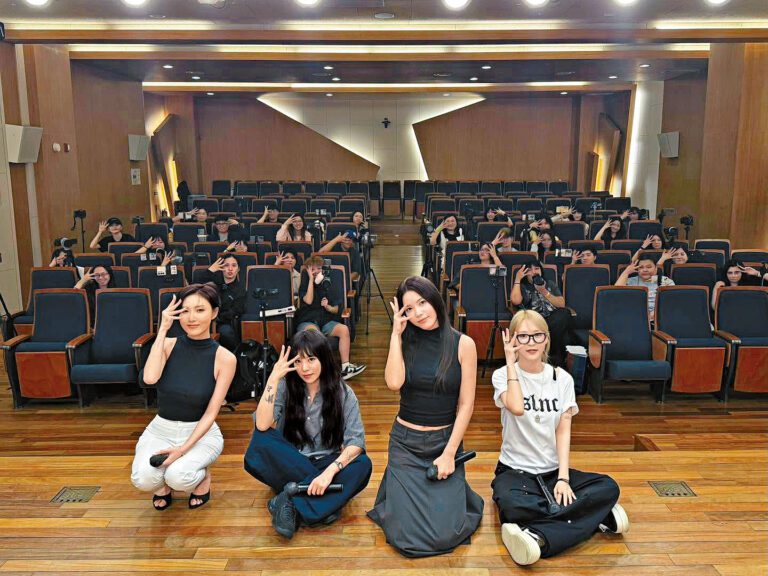 黃仁勳自爆欣賞華莎 女方靦腆稱早有聽聞
