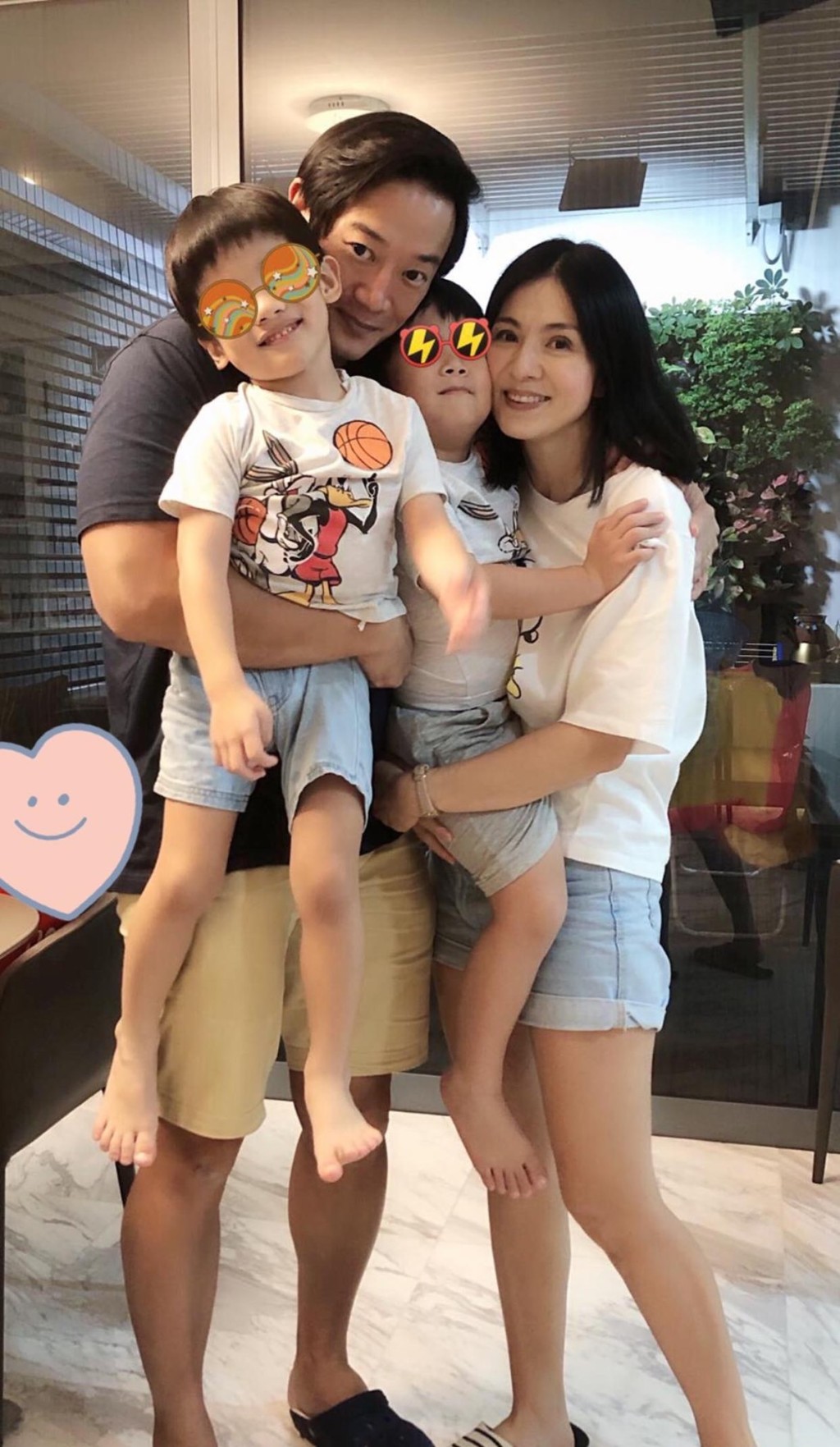 楊采妮近年主力在新加坡照顧家庭。