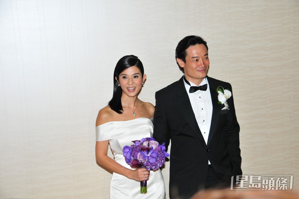 楊采妮於2013年與愛情長跑的男友邱韶智結婚。