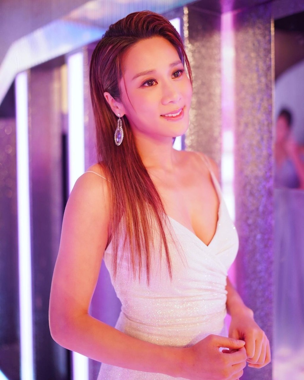張嘉兒曾簽約TVB,但星途發展一般。