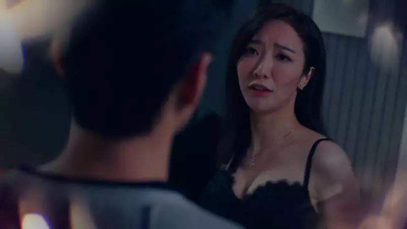 何依婷婚後參與拍攝《金式森林》,當時已懷有身孕。