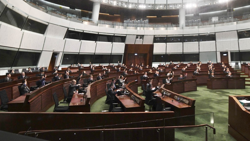 政府擬規管醫療相關用語 議員倡納入「痛症」字眼 當局指需平衡行業影響