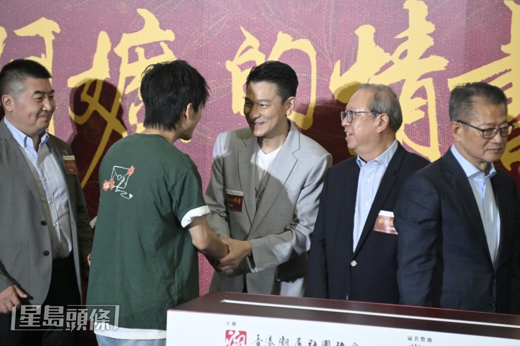 王彥桐笑言自己「自肥成功」。