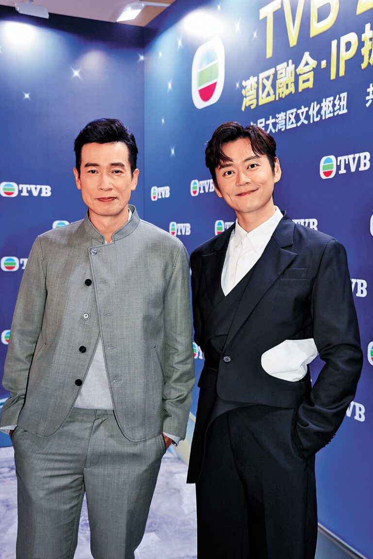 ■陳豪（左）不敢結婚周年禮物只買咖啡給太太。