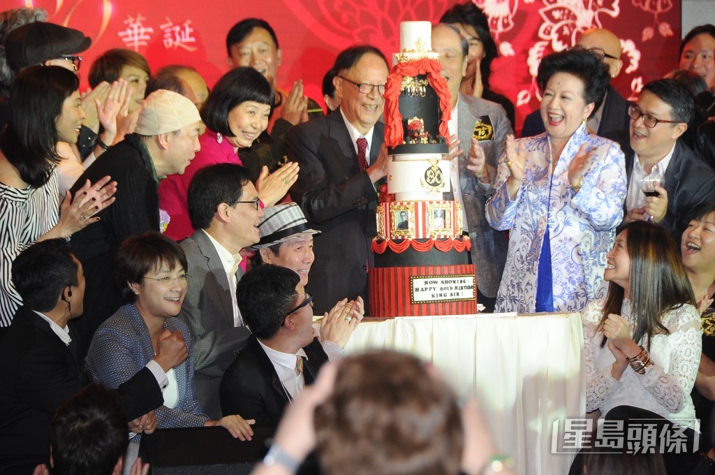 鍾景輝80歲時精神仍然很好。