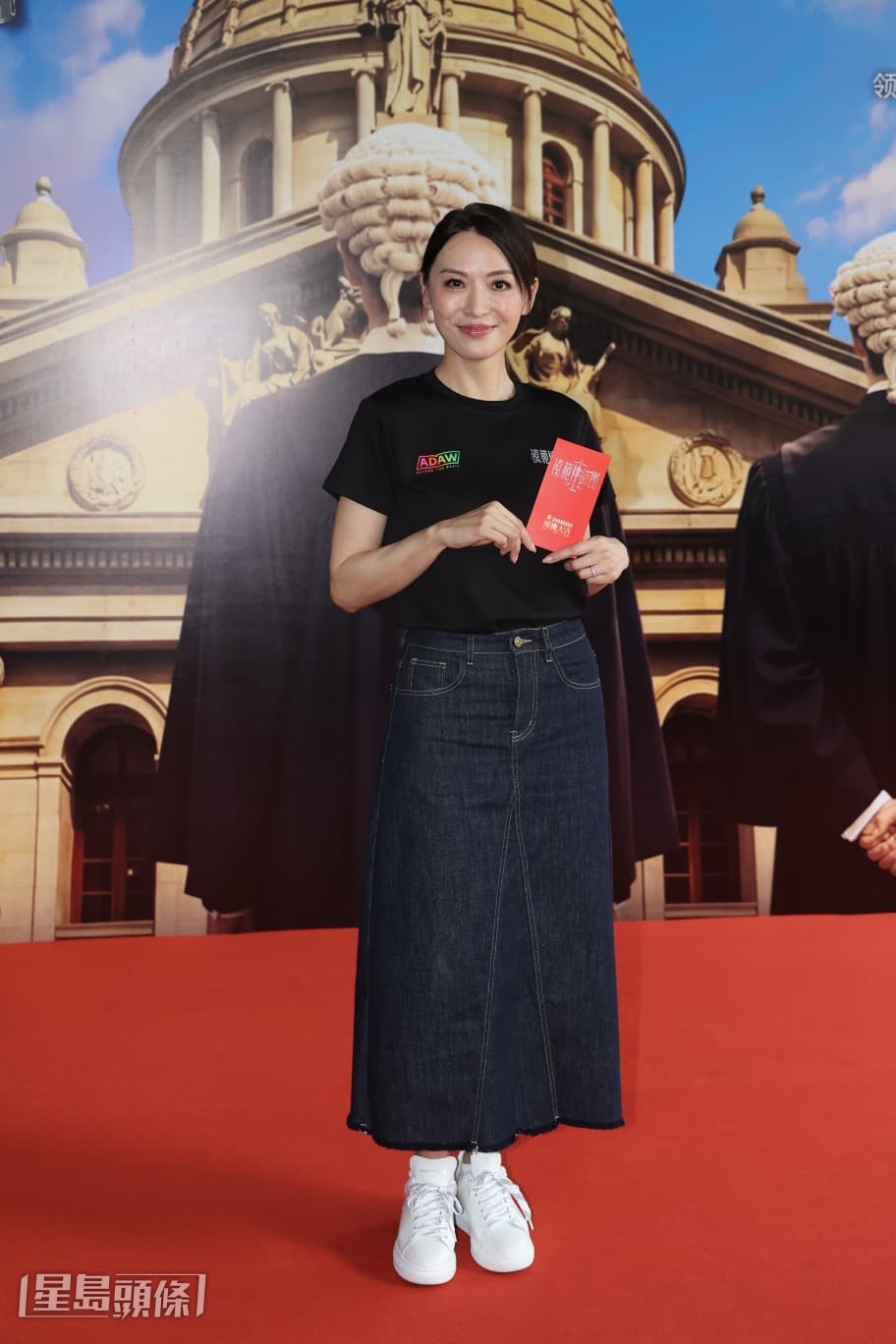 新劇《模範律師團》為《正義女神》的前傳故事,背景設定在八年前,除了陳煒,其他角色與故事線均為全新。